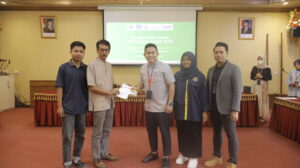 Unbrah Salurkan Dana Kepada Mahasiswa KIP-K 2025