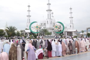 Ribuan Jamaah Padati Masjid Baiturrahmah Laksanakan Shalat Idul Fitri 1447 H
